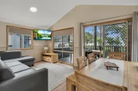 Ingenia Holidays Lake Macquarie Hotels in Cooranbong