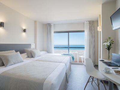 Hotel El Puerto by Pierre Vacances