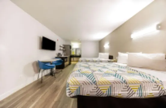 Studio 6 Fort Worth, TX -Stockyards East Hotels near Fort Worth Herd