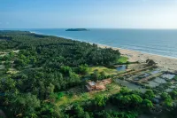 Rocky's Beach Stay Hotels near Shri Idagunji Mahaganapati Temple Karnataka