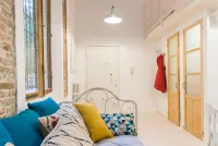 GuestHost - University Loft Apartment - Condos
