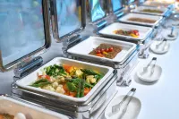 Hotel Holiday International