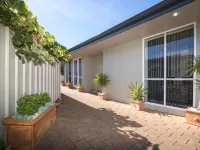 Aldan Lodge Hotels in Picton