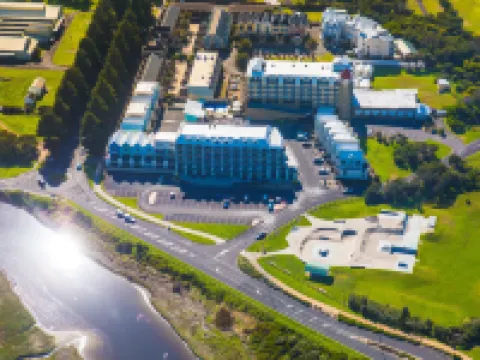 Lady Bay Resort Hotels near Warrnambool Foreshore Promenade