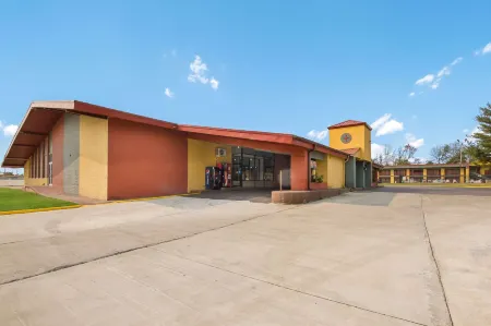 One Life Studios Отели в г. Вандерберг