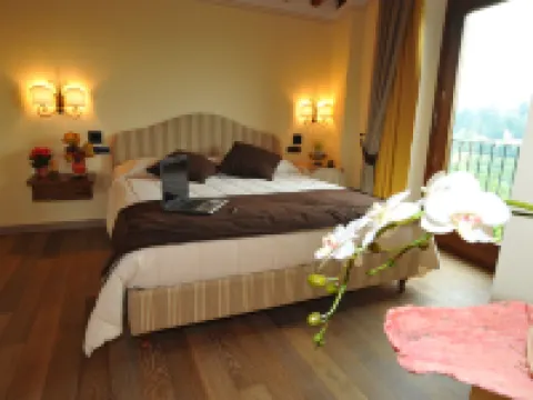 Albergo Ristorante la Torricella ポッピのホテル