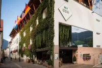 Krone Eat Drink Stay Hôtels à proximité de : Libera Università di Bolzano - Campus di Bressanone