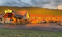 Glacier Basecamp Lodge