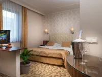 Golden Ball Club Hotels in Gyor
