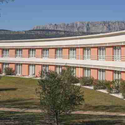 Hôtel Mount Venturi - Aix-En-Provence Sainte-Victoire - Bar & Restaurant & Padel Hotel Exterior