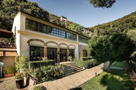 FH55 Hotel Villa Fiesole Отели рядом с достопримечательностью «Монастырь Сан-Доменико»