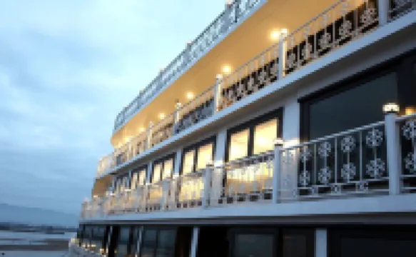 聯合魅力遊輪酒店