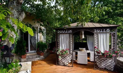 Anerada Inn Suites & Villa - Pet Friendly