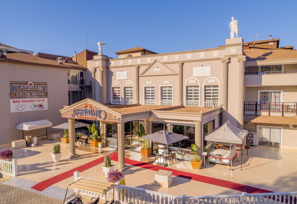 hotel overview picture