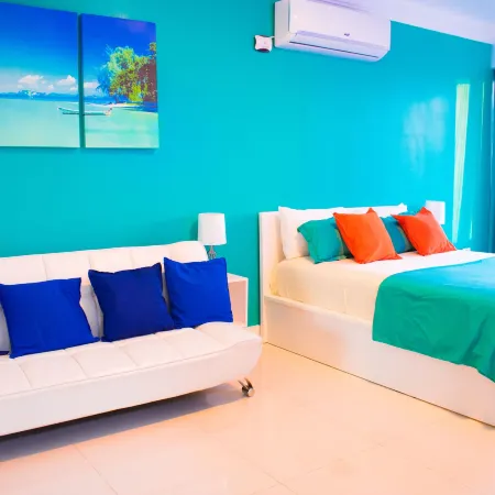 20 South Kingston Luxury Apartment