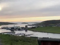 Easterhoull Chalets - parking