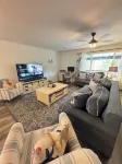 3 BR End Unit Rowhouse 1 Mile to Bethany Boardwalk, Walk to Shops & Restaurants