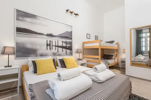 Molo Longo Apartments