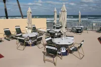 Grand Prix Motel Beach Front