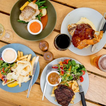 Seabreeze Beach Hotel Отели рядом с достопримечательностью «South West Rocks Dive Centre»