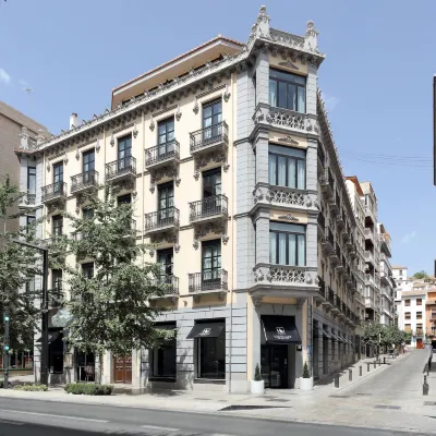 يوروستارز جران فيا هوتل Hotels near ألكايسيريا