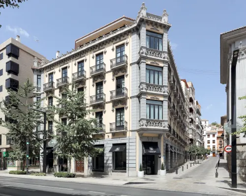 ايروستارز غران فيا Hotels near ألكايسيريا