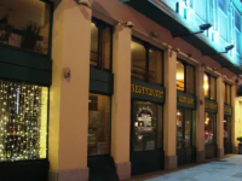 Hotel le Dome โรงแรมในบรัสเซลส์