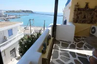 فوريديس فنادق في تينوس