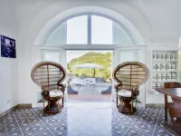 Suite Villa Carolina Hotels in Capri