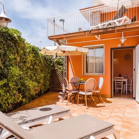 Small Luxury Apartments Pool and Sea View - Stella Del Mare