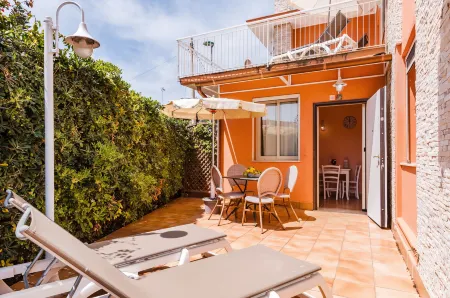 Small Luxury Apartments Pool and Sea View - Stella Del Mare