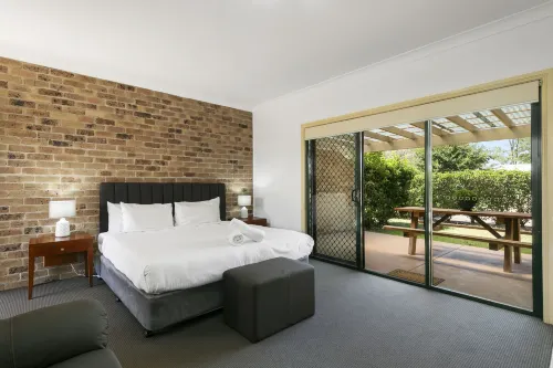 Potters Apartments Hotels in Lovedale