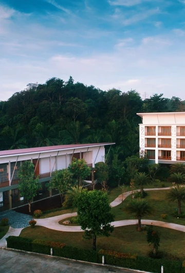 รูปภาพของนานาบีช รีสอร์ท