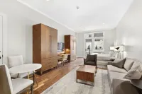 The Vanderbilt Hotel Suites - parking