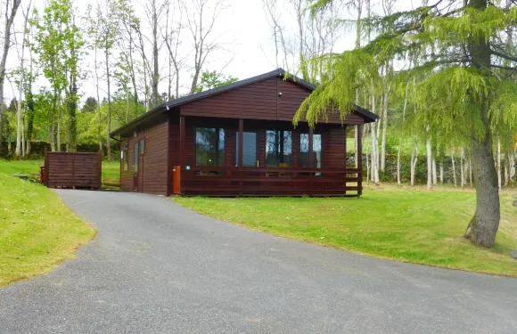 牛頓斯圖爾特樺木 18 號酒店 - 附熱水浴缸