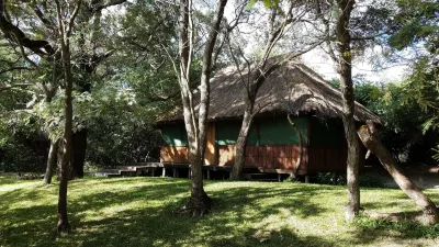 Kavumbu Camp Hotel a 