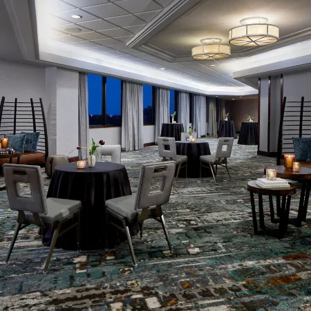 Renaissance Mobile Riverview Plaza Hotel