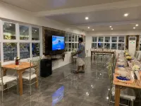 โรงแรมจีบีชรีสอร์ทแอนด์เรสโตบาร์ - พร้อมอาหารเช้า