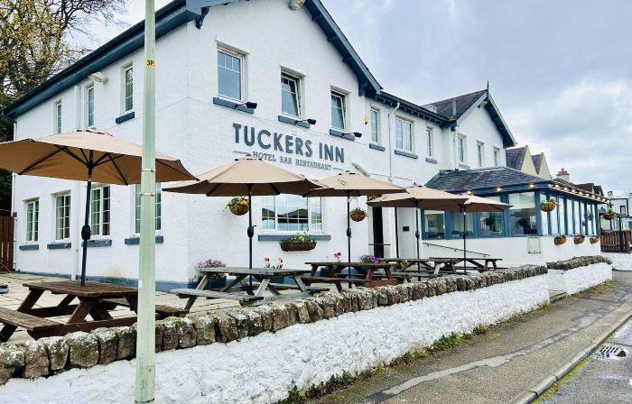 Tuckers Inn
