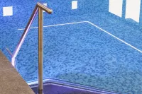 Van der Valk Hotel Breda - Kolam Renang