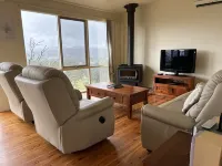 Burnt Creek Cottages