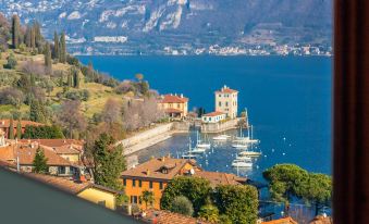 La Baia with Breathtaking Lake Views by Wonderful Italy