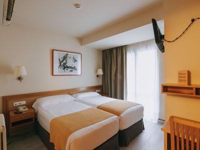 Hotel Zaragoza Plaza
