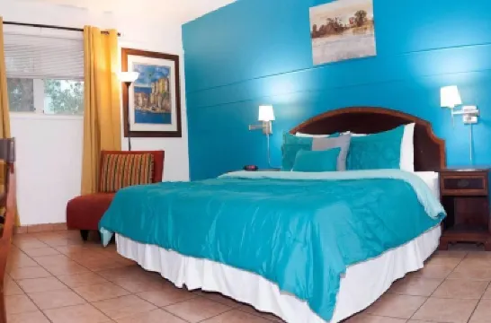 Gables Inn Hotels near Venetian Pool