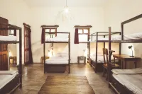 섬웨어 나이스 그퍼투 오브 T.U.C. - 아베카 라파즈 하이웨이 브랜치 주변 호텔