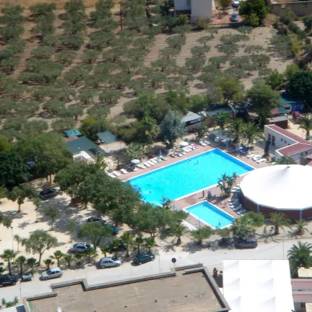 Kamemi Village & Camping