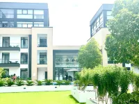 Unique Homes by Embassy Gardens Hotels near Labadi