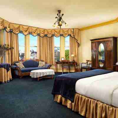 Pendray Inn and Tea House Rooms
