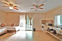 Casa Maria Bonita Hotel & Restaurant El Cuyo by Spot Rentals Hotels in El Cuyo