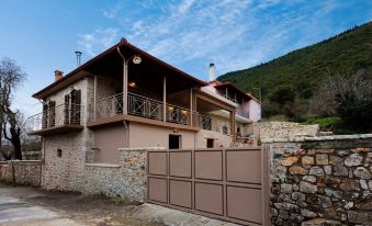Arcadia Getaway - Levidi Sani 11 Suite